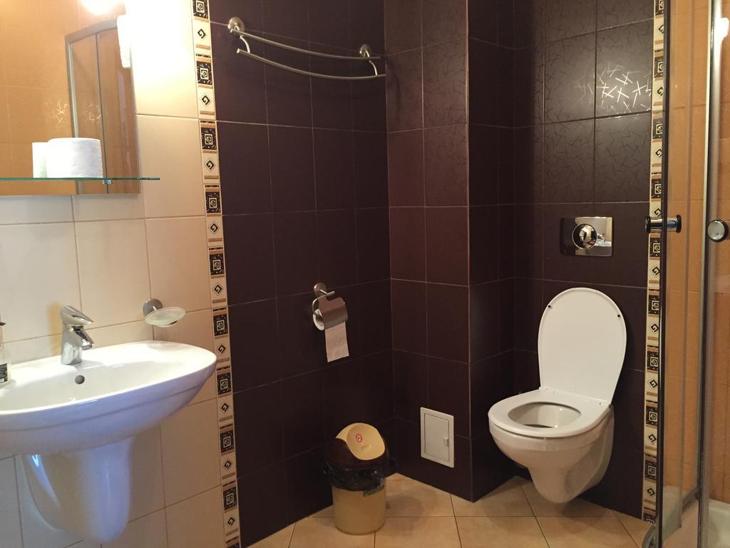 Cameră triplă
